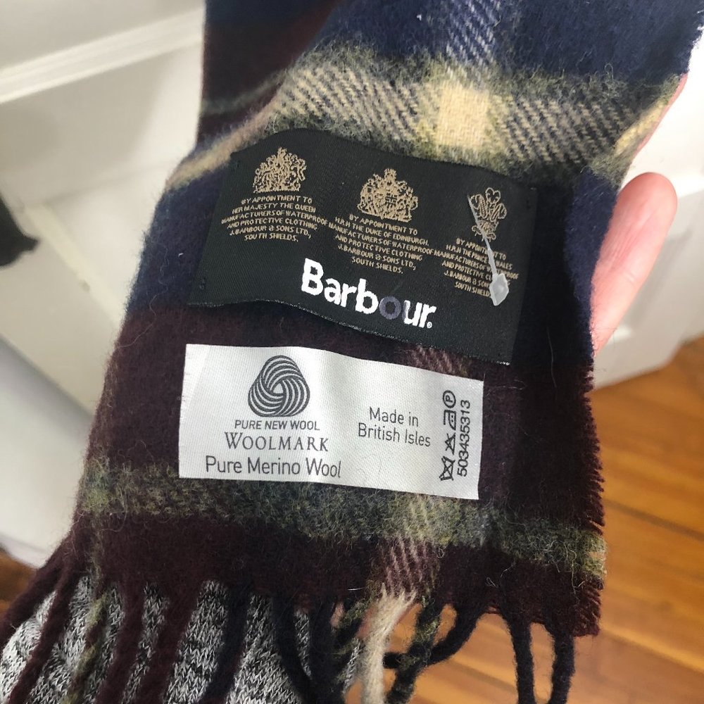 NWOT Barbour Merino Wool Scarf
